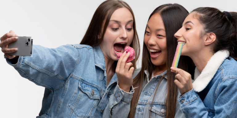 Anak Gen Z Lebih Sering Aktif Bersosial Media